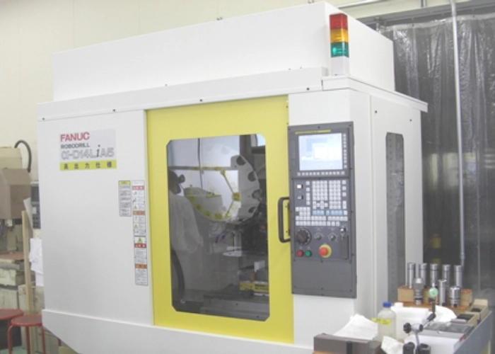 マシニングセンター（ROBODRILL）FANUC αーD14LiA5